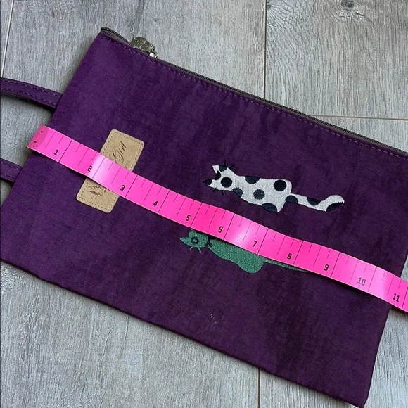 💜3 for $15💜 Cat Embroidered toiletries bag - Picture 4 of 5